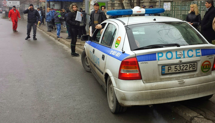 Инцидентът е станал днес преди обяд на улица ЧипровциАвтомобил Хюндай