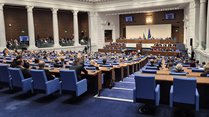 Петър Петров: Трябва ви детектор на лъжата, не служител по