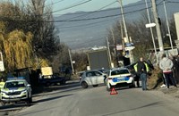 Две коли се удариха челно на изхода на Лозен