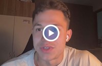 Русенецът Александър Ангелов търси компенсация след 48 часа в английски затвор