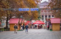 Коледният базар в Русе отвори врати