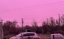 Розово небе над Нормандия