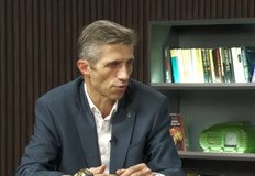 Икономистът прогнозира румънски сценарий и тежки данъчни корекции за българитеБългарската