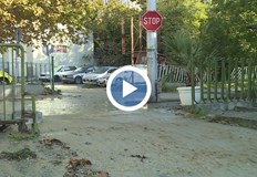 Спукан водопровод наводни мазета и двора на РТВЦ – ВарнаВиКавария