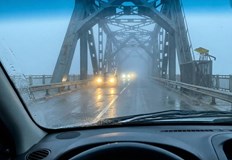 АПИ предупреждава за силен вятър в проходите и тапи по