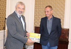 Фотодокументалният албум разкрива неизвестни факти за срещите между цар Борис