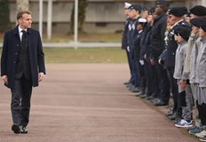 Доброволците ще получават по 800 евро месечно но няма да