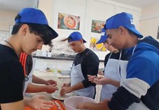 Десет ученици ще усвояват тънкостите на занаята чрез гъвкави образователни