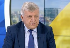 Кадастралните карти са пълни с бели петна и застроени речни