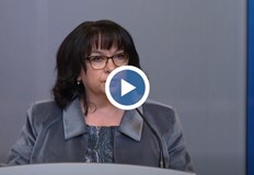 Финансовият министър увери че НАП няма да произвежда софтуер и