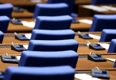 Електронното табло отчете само 113 народни представители при първата регистрация