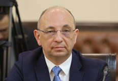 Губят се 5 4 милиарда евро за капитализиране на 8 държавни