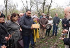 Областният управител Драгомир Драганов посочи че престъплението срещу народа не