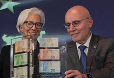 Евробанкнотите ще бъдат достъпни още от първите часове на 1