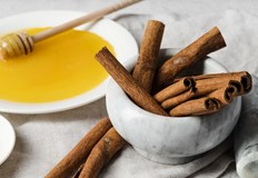 Природният лек е ефективен при настинки стомашни проблеми и умораМедът