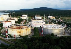 Инвестицията за рафинерията в Бургас се оценява на 2 5 милиарда