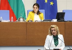 Стела Николова Докато Варненският окръжен съд не поеме делото на