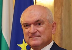 Реалният бонус на председателя на Сметната палата от 24 280