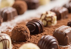 Забавеният ефект от рекордните цени на какаото през 2024 година