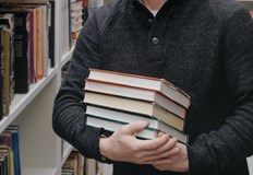 Тенденцията е в отговор на атаките на Доналд Тръмп срещу