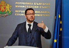 Парите ще получат всички полицаи които нямат наложени наказания през