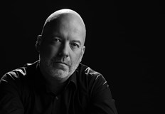 Писателят отказа шестцифрена сума за реклама на хазартПисателят и общественик