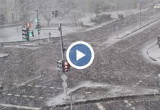 Средиземноморски циклон обръща времето от сряда с дъжд и силен