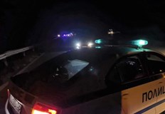 Двама души са ранени при сблъсък между два автомобила77 годишна жена