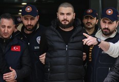 Турският криптоизмамник беше намерен обесен в килията си в град