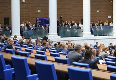 Мнозинството отхвърли искането на Асен Василев за прегласуване на седмичната