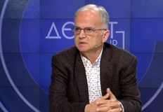 Зеленски трябваше да бъде разклатен чрез скандала с Ермак смята