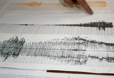 Според проф Сюлейман Пампал причината е земетръсна буря по линията