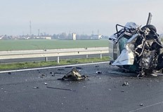 Има загинали движението е спряноТежка катастрофа е станала на автомагистрала