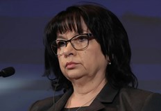 Управляващите предпочетоха данъци и осигуровки вместо реформи и съкращенияЗаконопроектът за