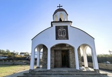 Журналистът и майстор от Монтана започват инициатива за изграждане на