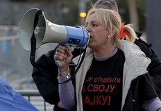 Жената е майка на една от 15 те жертви при инцидента