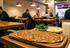 Властите затвориха ресторант без лиценз в квартал Шишли след масовото