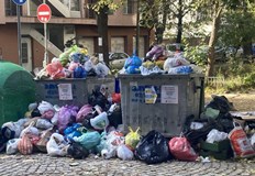 Повече от месец столичани живеят в бунище заради мутренски бизнес