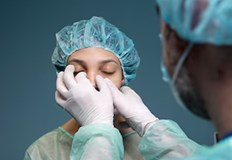 Екипът на УМБАЛ Александровска възстанови зрението след тежка травмаЖена на