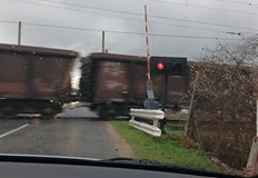 Граждани разпространиха кадри на опасната ситуацияТревожен сигнал за сериозен инцидент