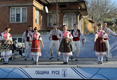 Зам кметът Никола Лазаров поздрави жителите от името на кмета Пенчо