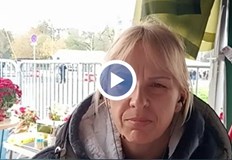 Дияна Хърка продължава протеста си в Белград с искане за