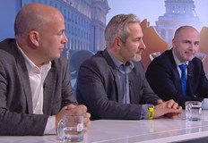 Анализатори обсъдиха арестите във Варна и решението за референдумаПолитическото напрежение