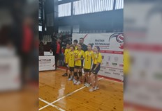 Надпреварата събра 17 отбора в зала Дунав победителите получиха ваучер