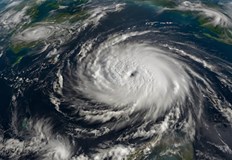 Очаква се тайфунът да удари утре край град КаосюнТайванските власти