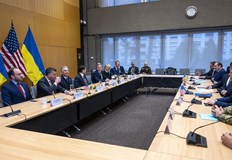 Великобритания Франция и Германия ревизираха 28 те точки на САЩ с