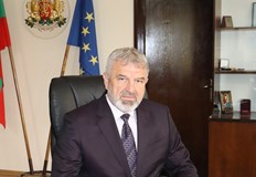 Драгомир Драганов ще участва в заседанието на Комитета за наблюдение