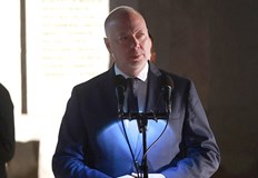 Министър председателят участва в тържествената заря проверка в Сливница по повод 140