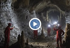 Уникално откритие в пещера на границата между Гърция и Албания