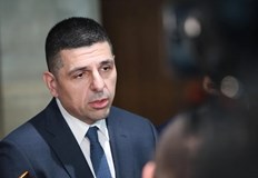 Депутатът настоява държавата спешно да прибере резервите от чужбинаБългария е